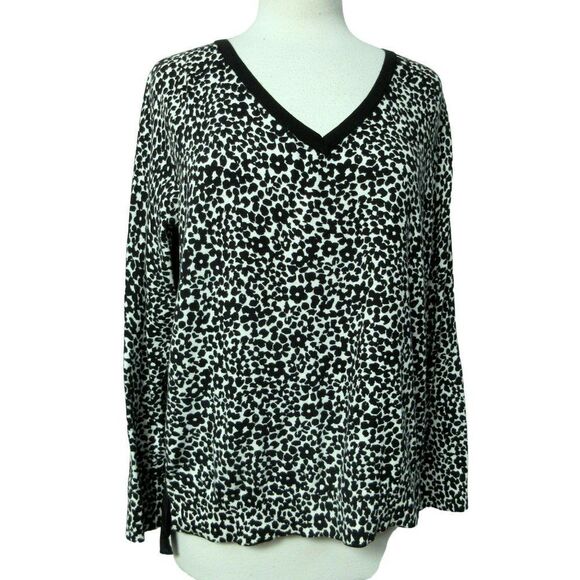 Loft Cheeta Print V-Neck Long Sleeve Pullover Top Sz M Solid Back Side Vents NWT - Picture 1 of 5